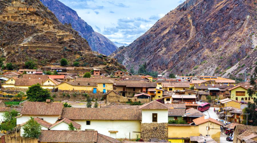 The best car rental options in Ollantaytambo